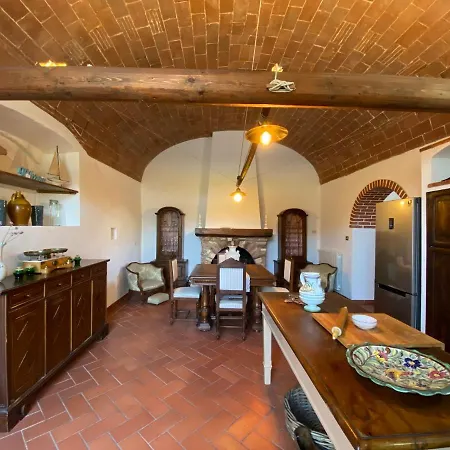 Casale La Corte *